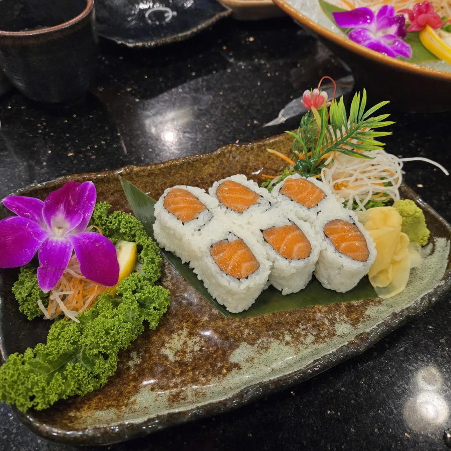 Salmon Roll